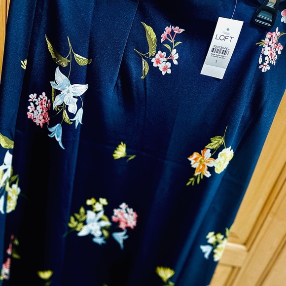 LOFT BUNDLE - NWT -SMALL - Picture 7 of 15